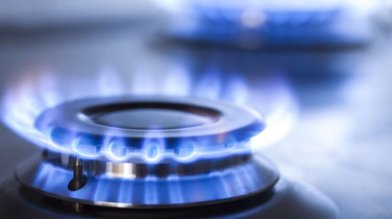 Gas: El Gobierno suspendió la suba de tarifas en todo el país