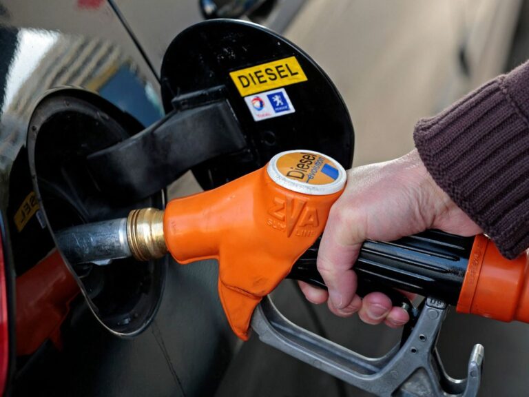 Aumento de Combustibles Post Semana Santa: Impacto Económico y Perspectivas Futuras