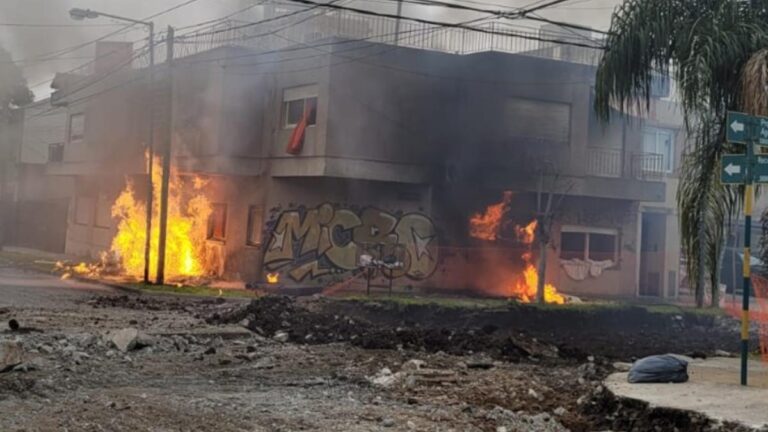 Fuerte explosión en San Martín por rotura de un caño de gas